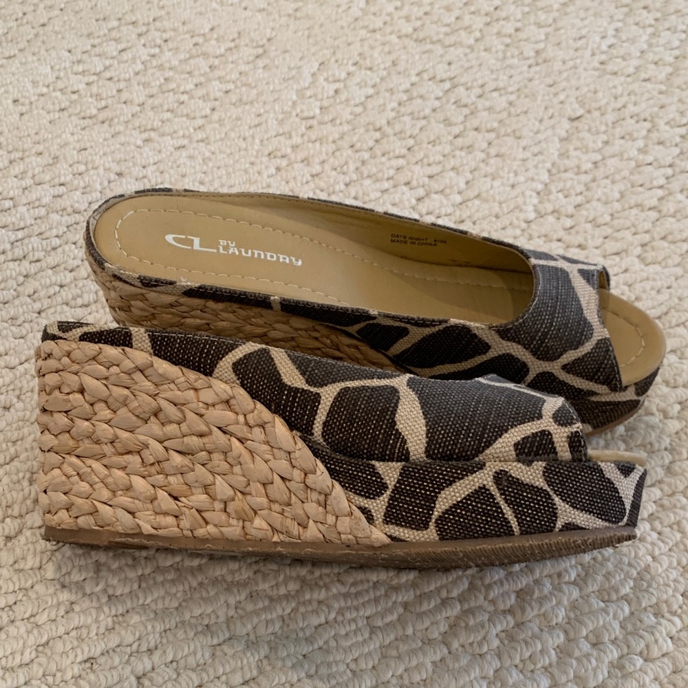 CL by Laundry Animal Print Wedge Sandal. Size 8. Great Condition.